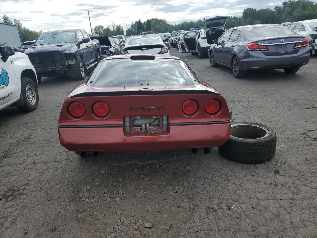 Chevrolet Corvette Image 11