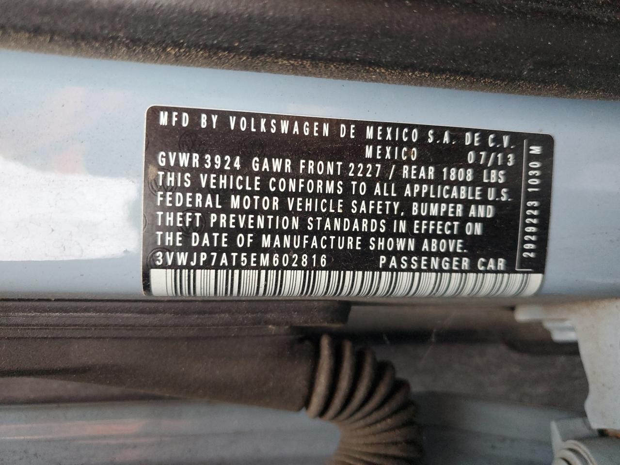 Volkswagen Beetle Image 12