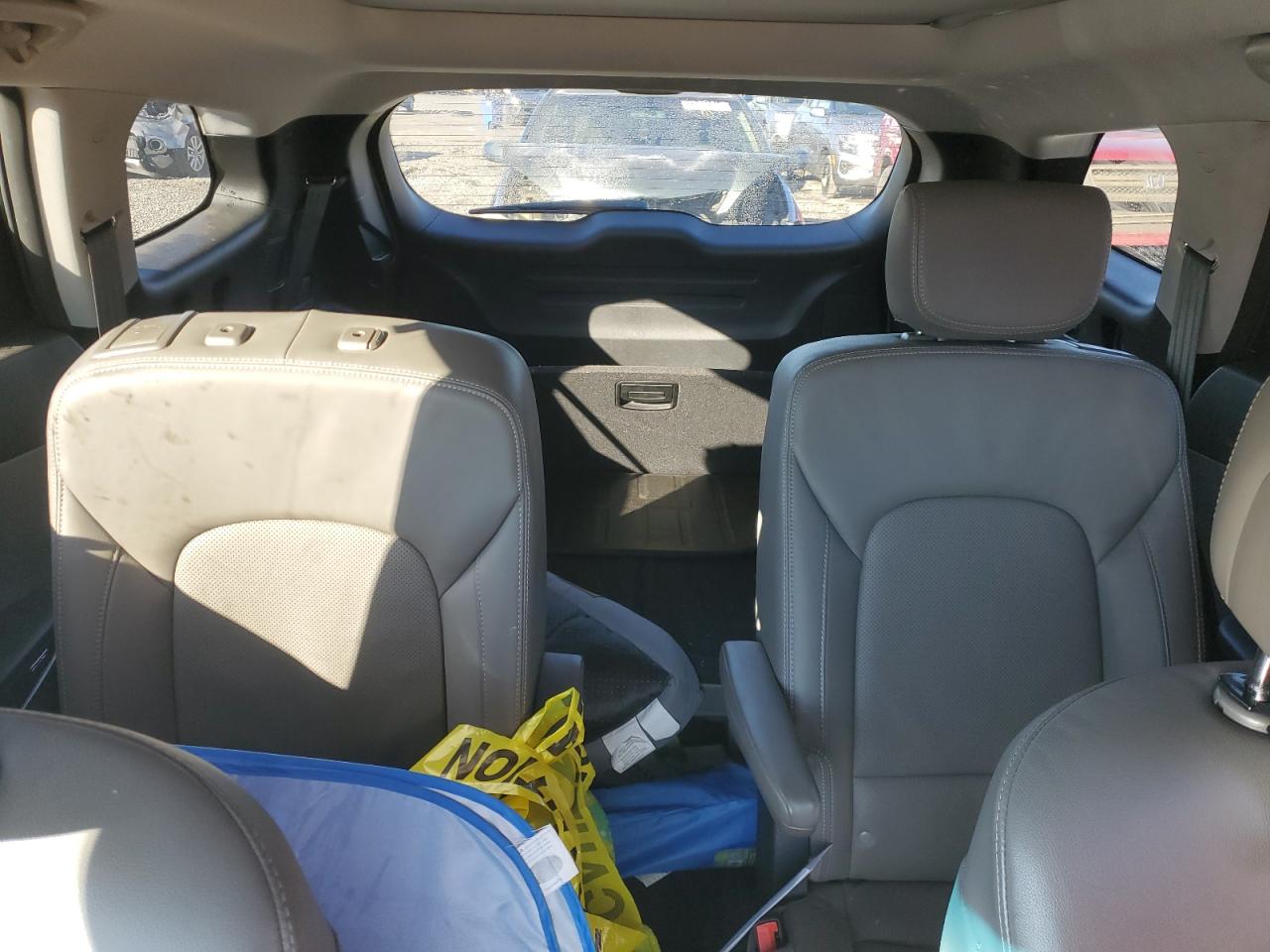 Hyundai SANTA FE Gls Image 9