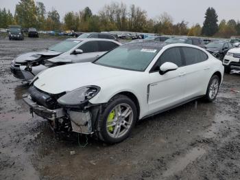  Salvage Porsche Panamera