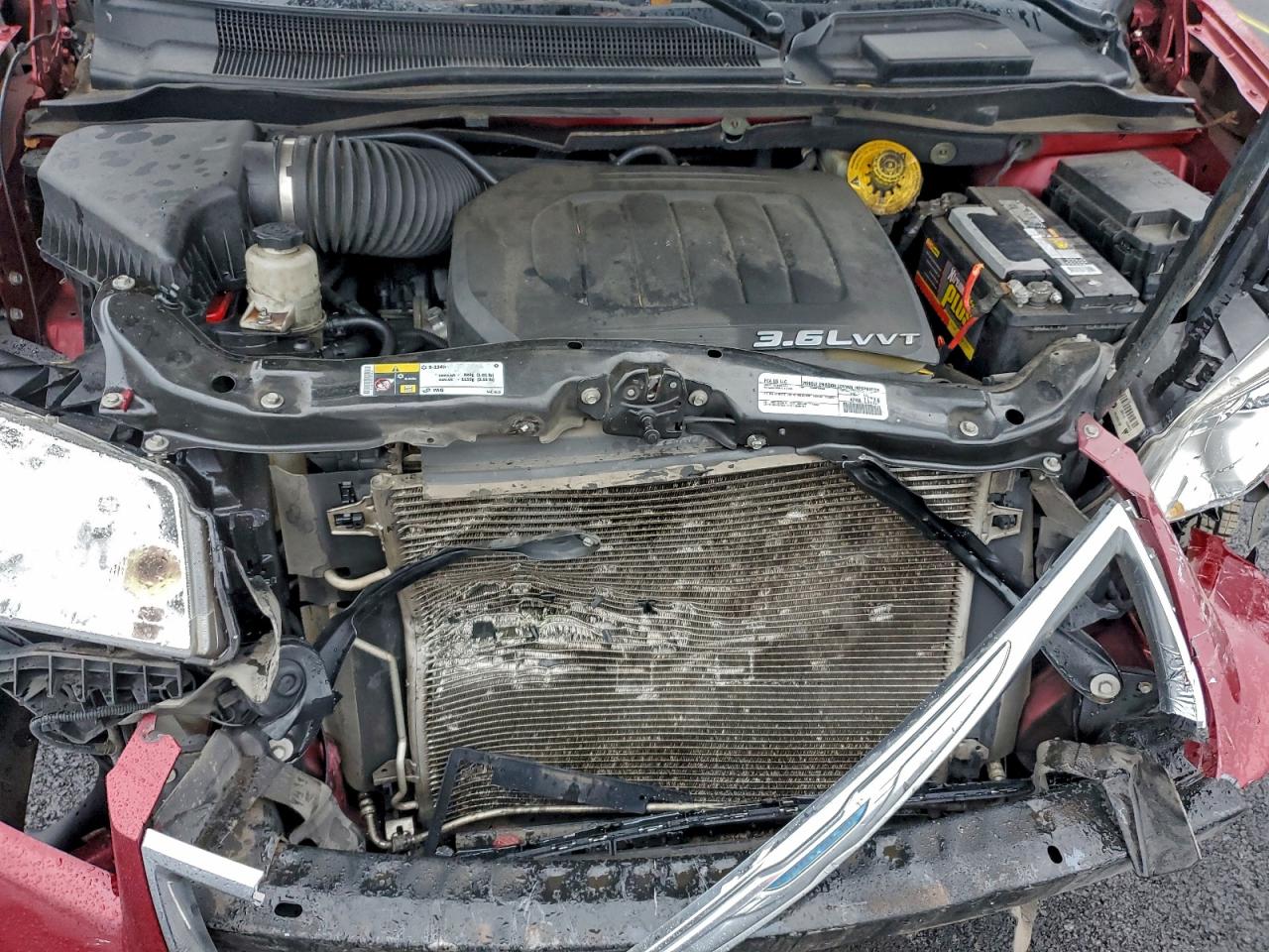 Chrysler Minivan Touring Image 7