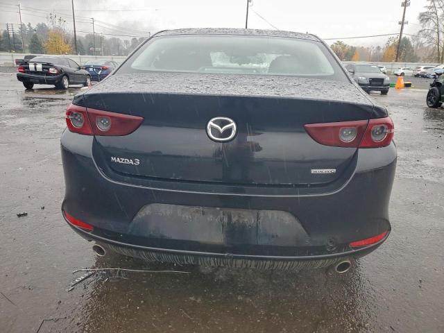 Mazda 3 Select Image 10