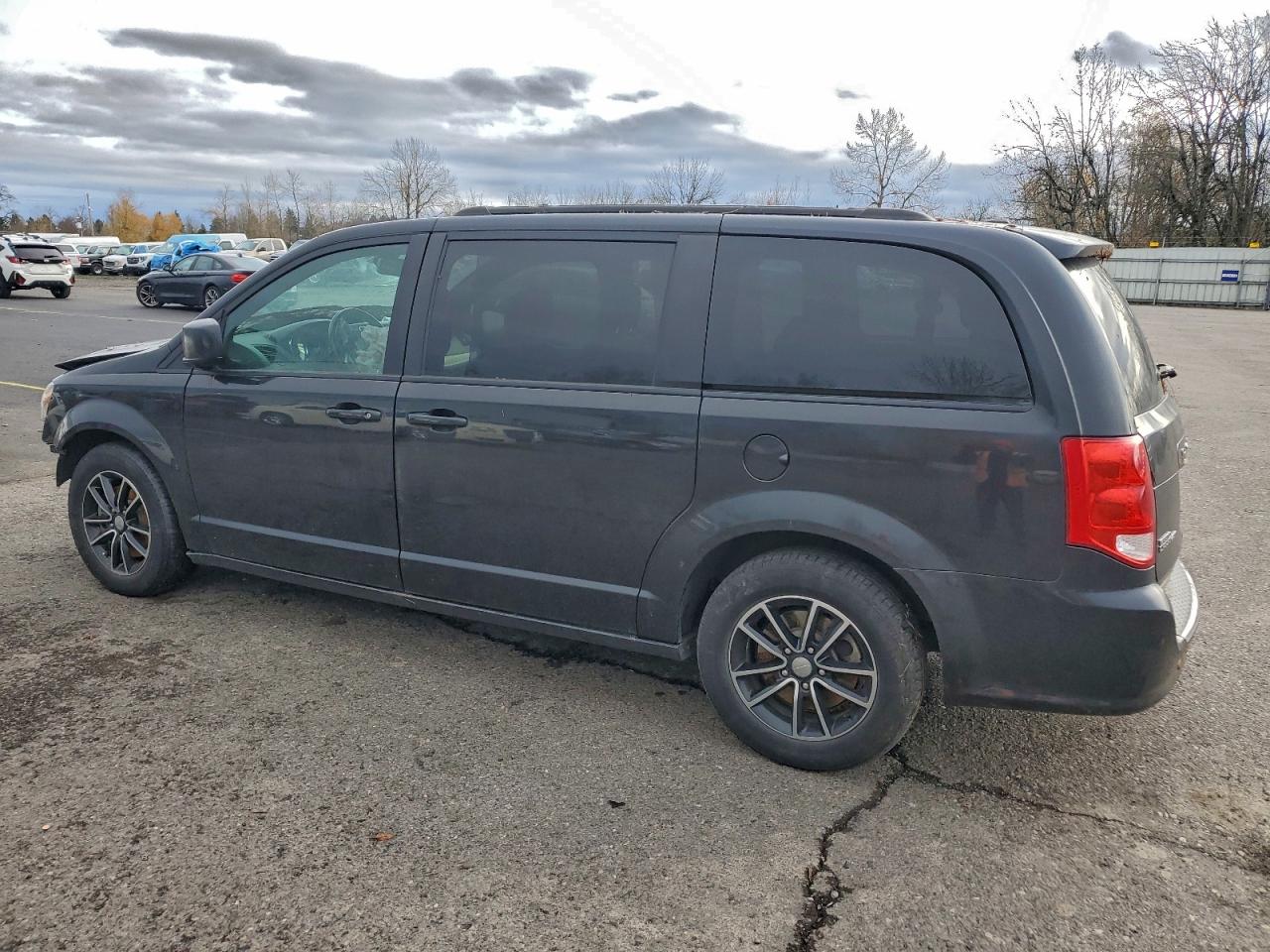 Dodge Caravan Gt Image 3