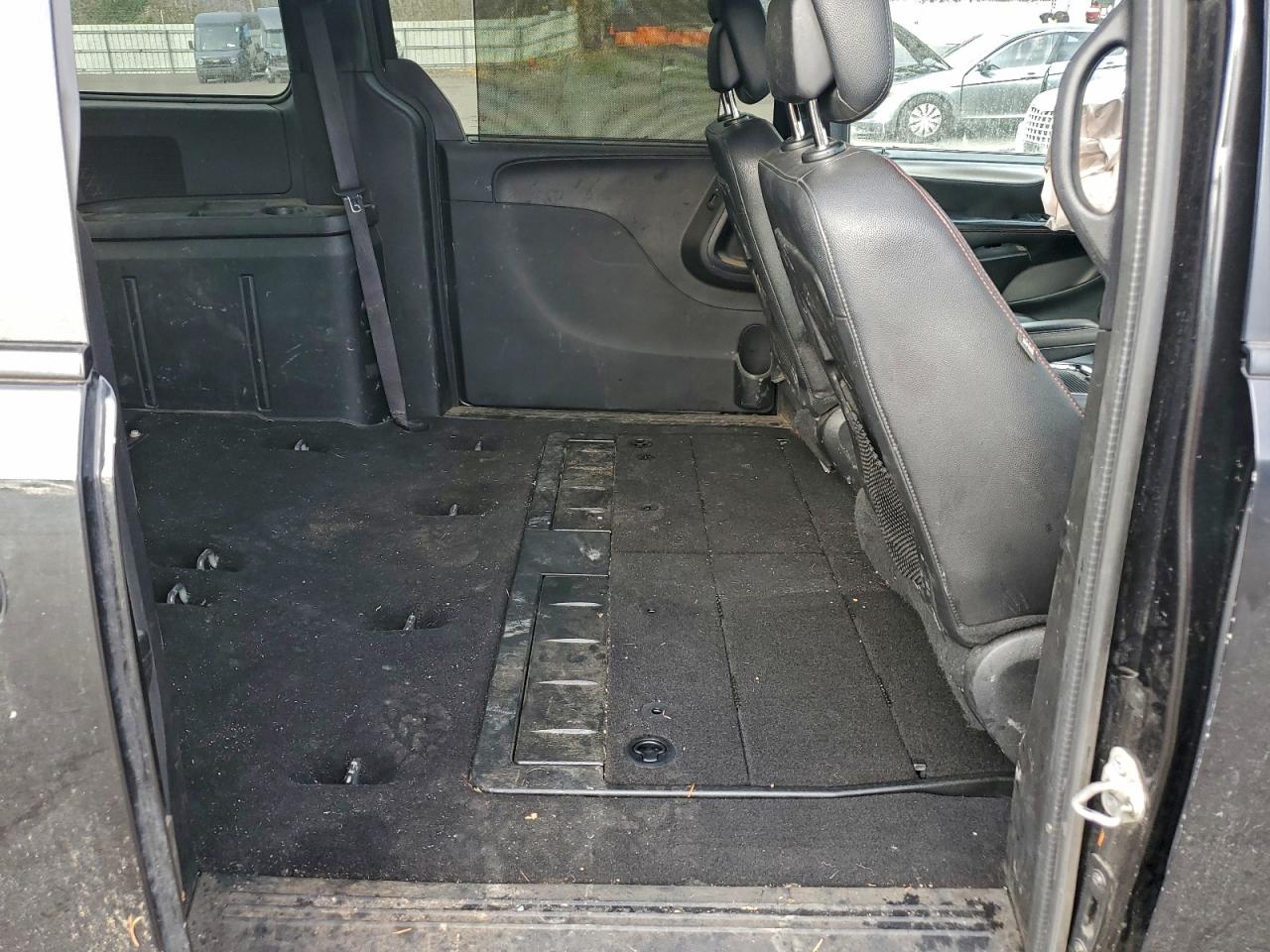 Dodge Caravan Gt Image 6