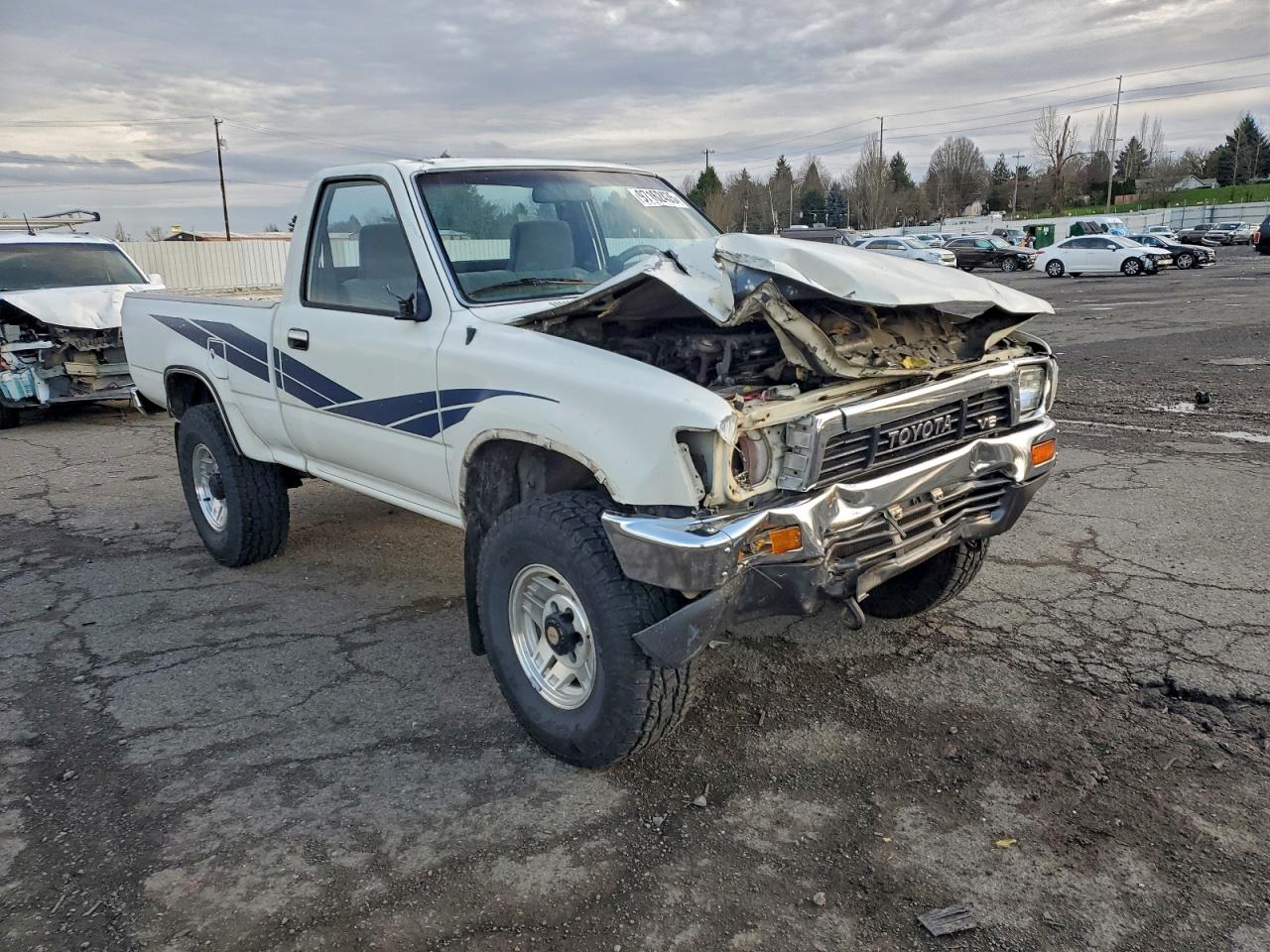 Toyota Pickup 1/2 Ton Short Wheelbase Sr5 Image 3