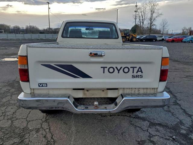 Toyota Pickup 1/2 Ton Short Wheelbase Sr5 Image 2