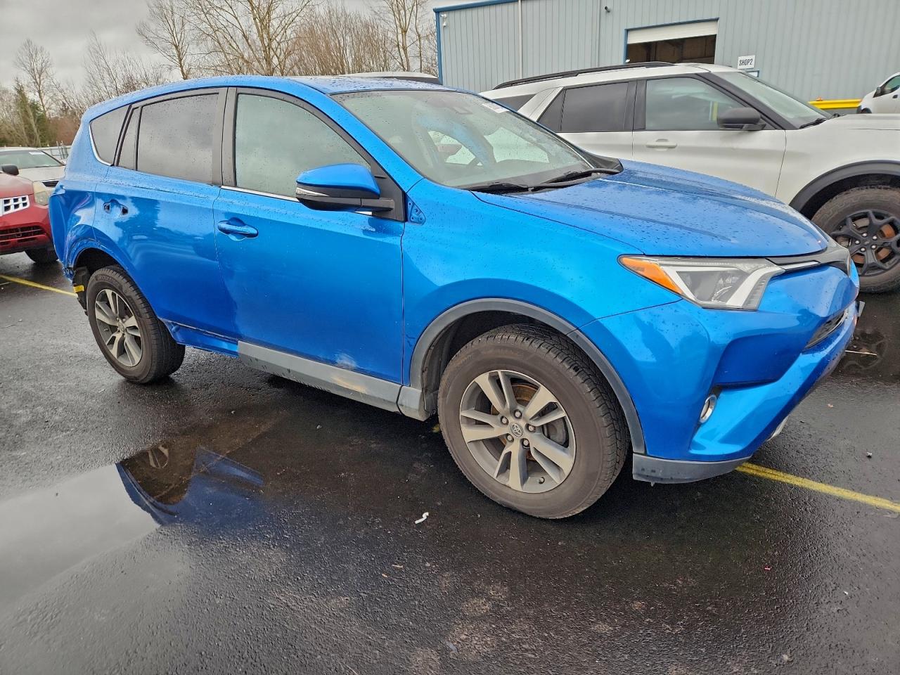 Toyota RAV4 Adventure Image 11