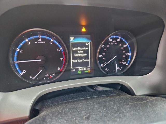 Toyota RAV4 Adventure Image 8