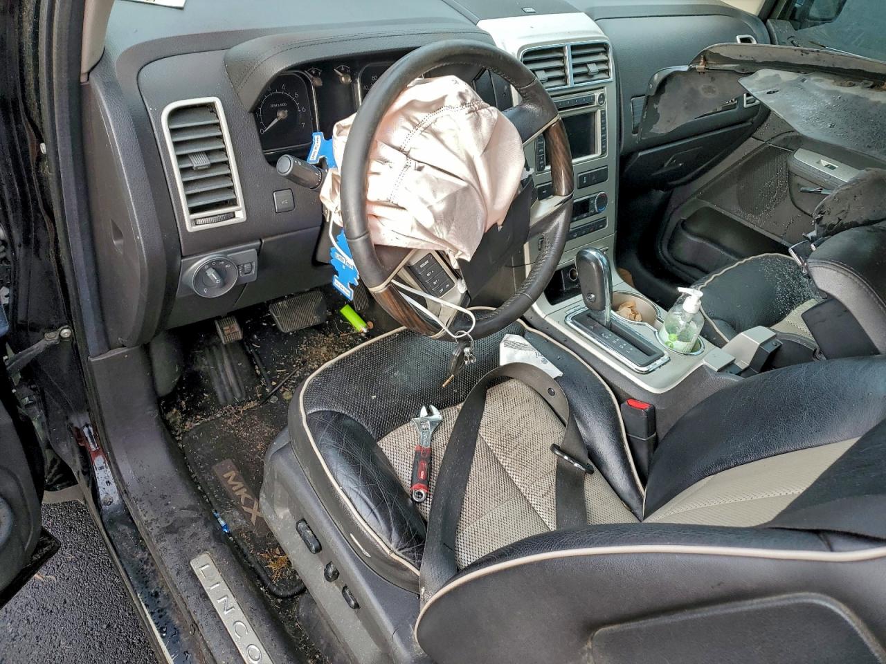 Lincoln MKX Image 11