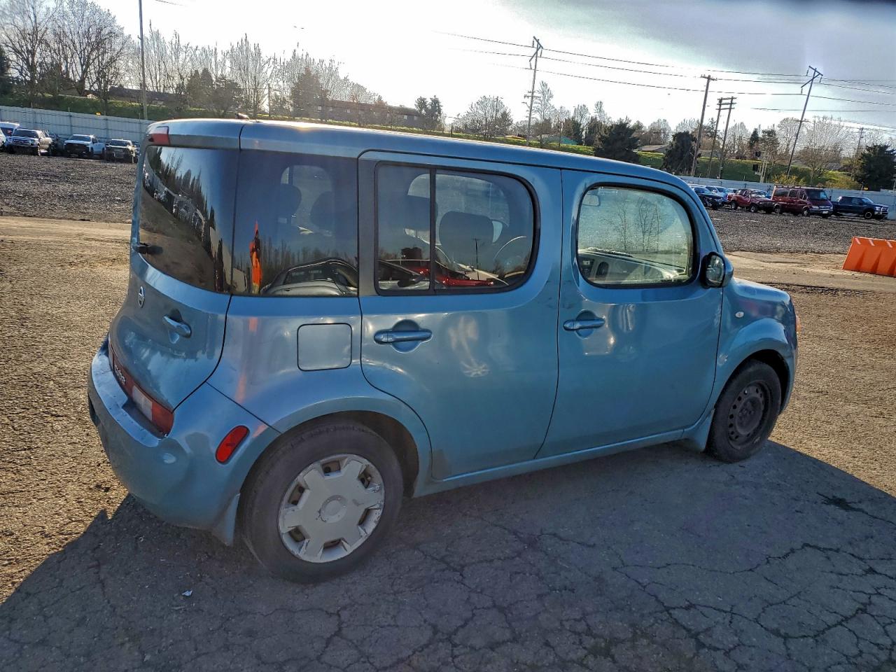 Nissan cube Base Image 4
