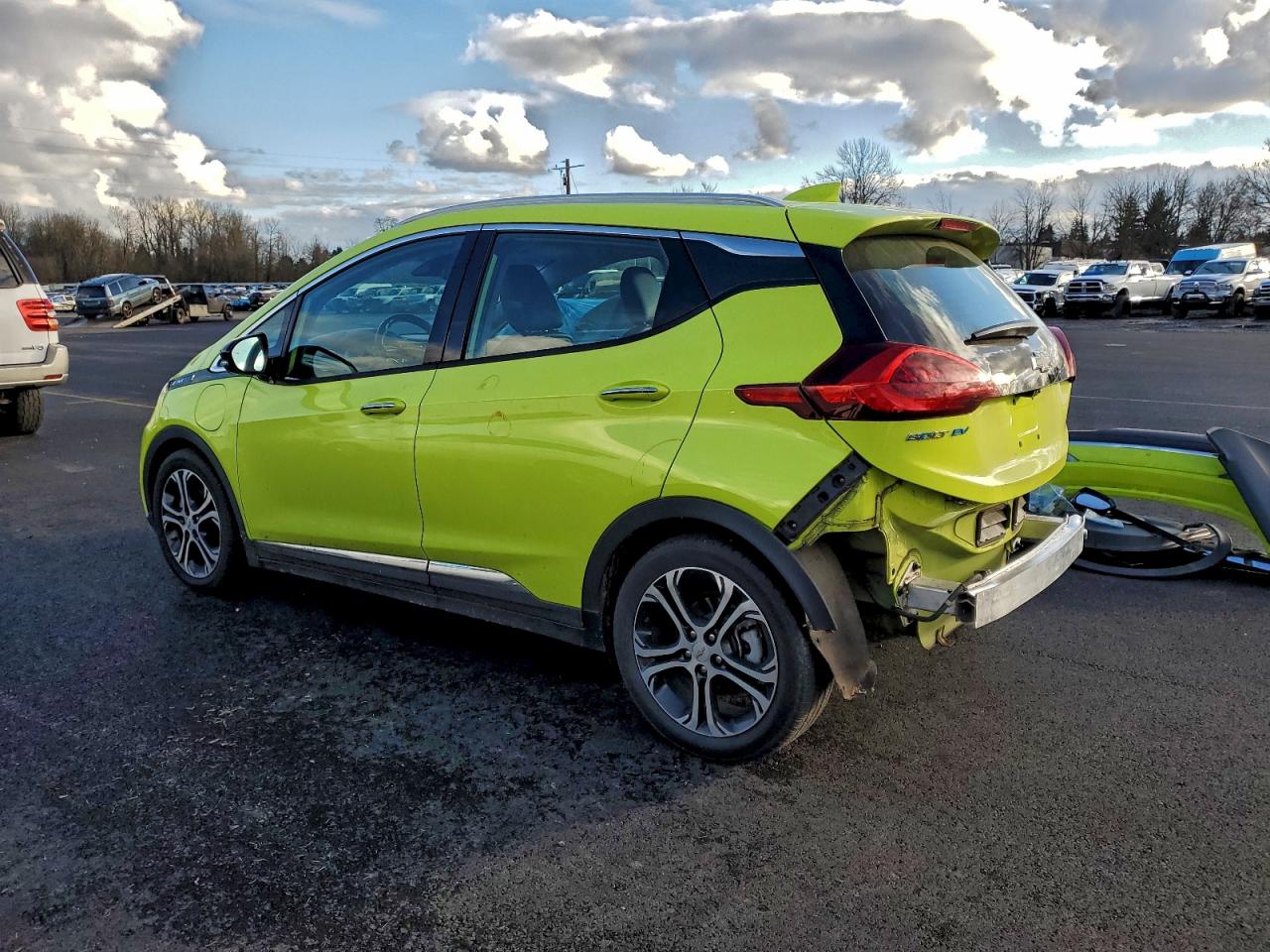 Chevrolet Bolt Premier Image 2