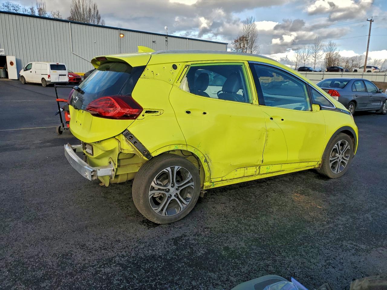 Chevrolet Bolt Premier Image 8