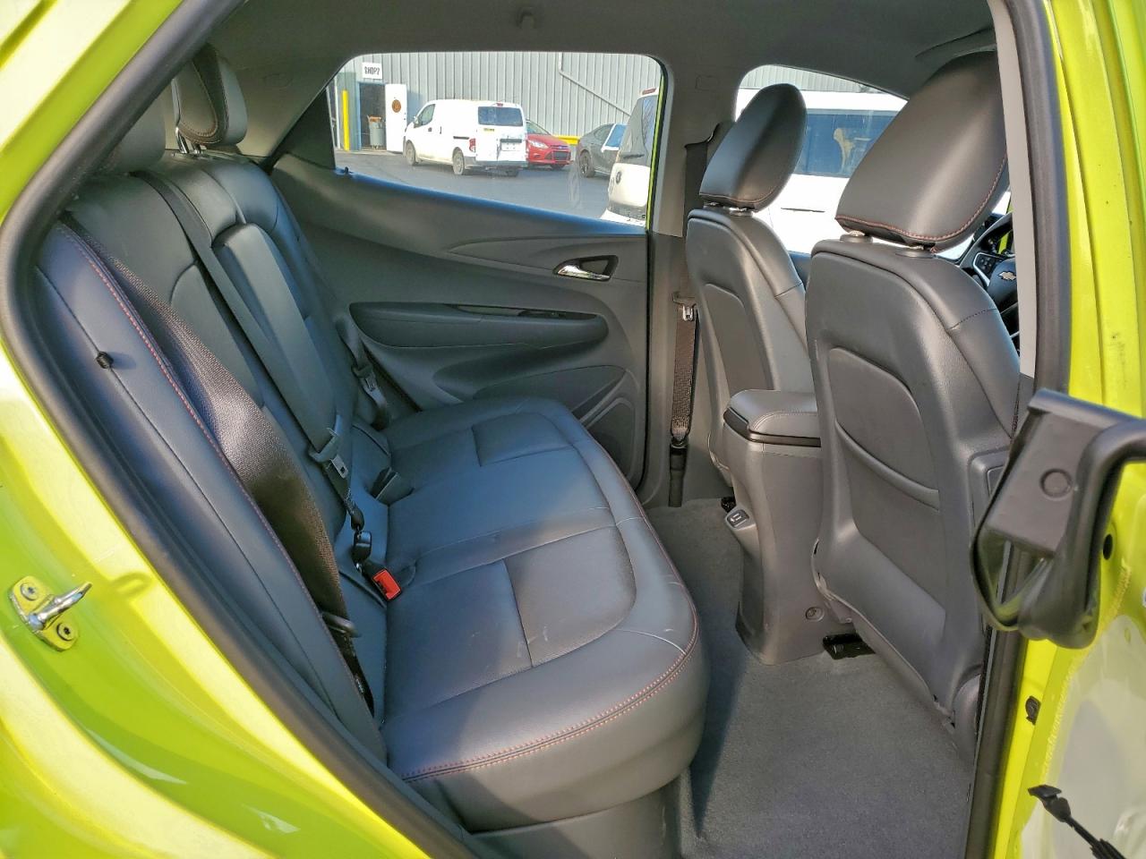 Chevrolet Bolt Premier Image 5