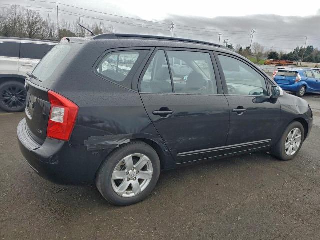 Kia Rondo Base Image 3