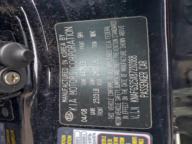 Kia Rondo Base Image 12