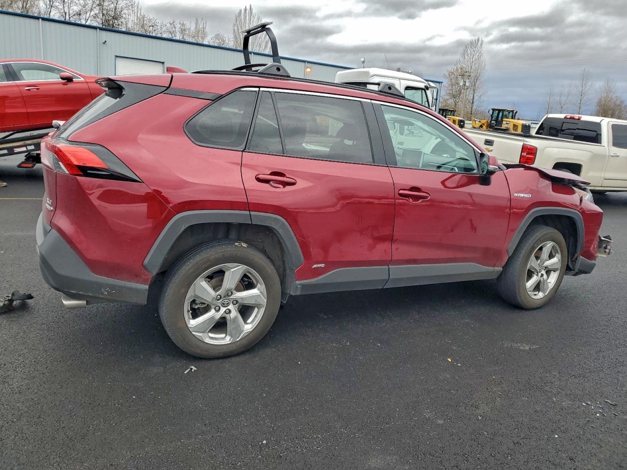 Toyota RAV4 Xle Premium Image 12