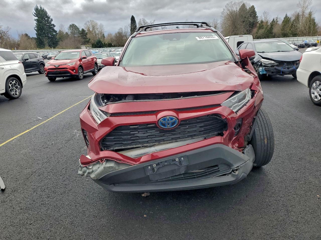 Toyota RAV4 Xle Premium Image 7