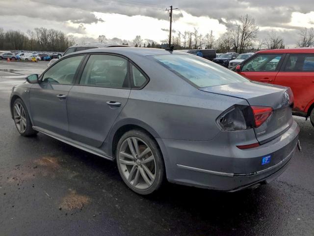 Volkswagen Passat S Image 12