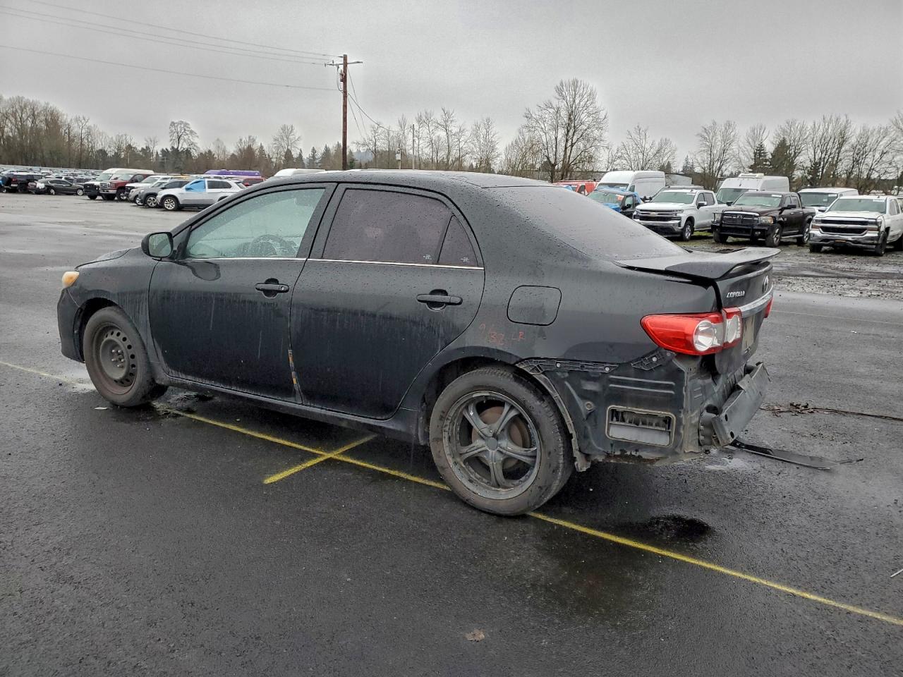 Toyota Corolla Base Image 2