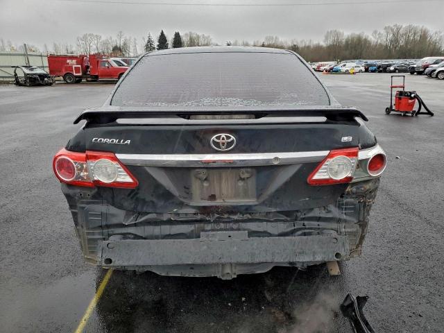 Toyota Corolla Base Image 7