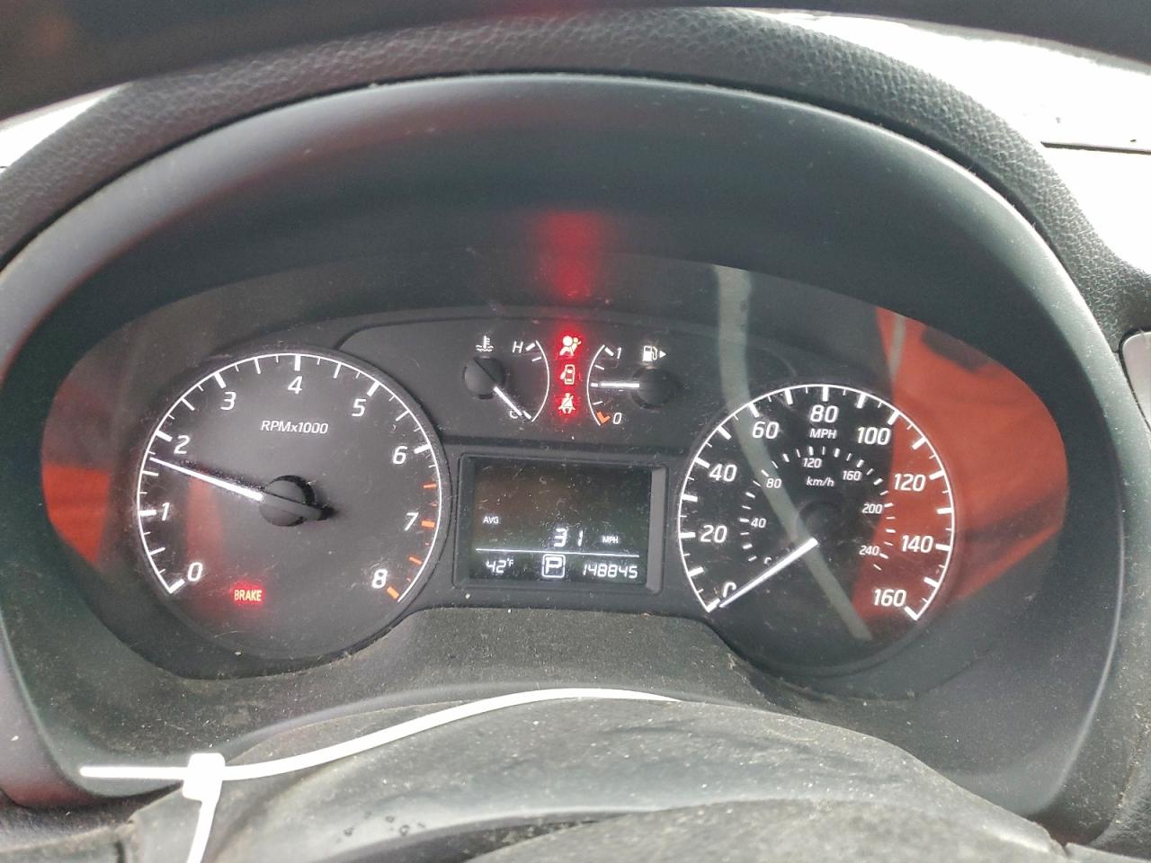 Nissan Sentra S Image 3