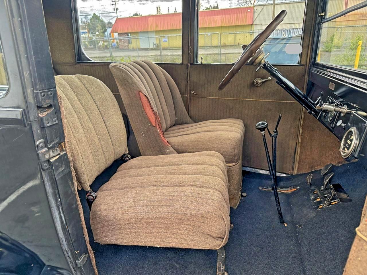 Ford Model T Image 6