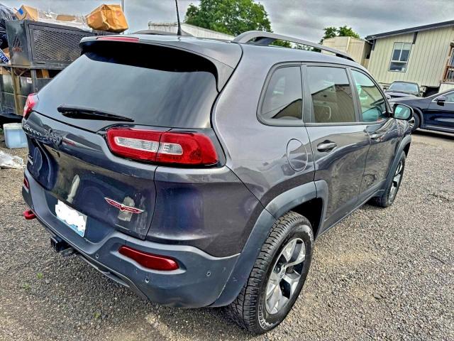Jeep Cherokee Trailhawk Image 4