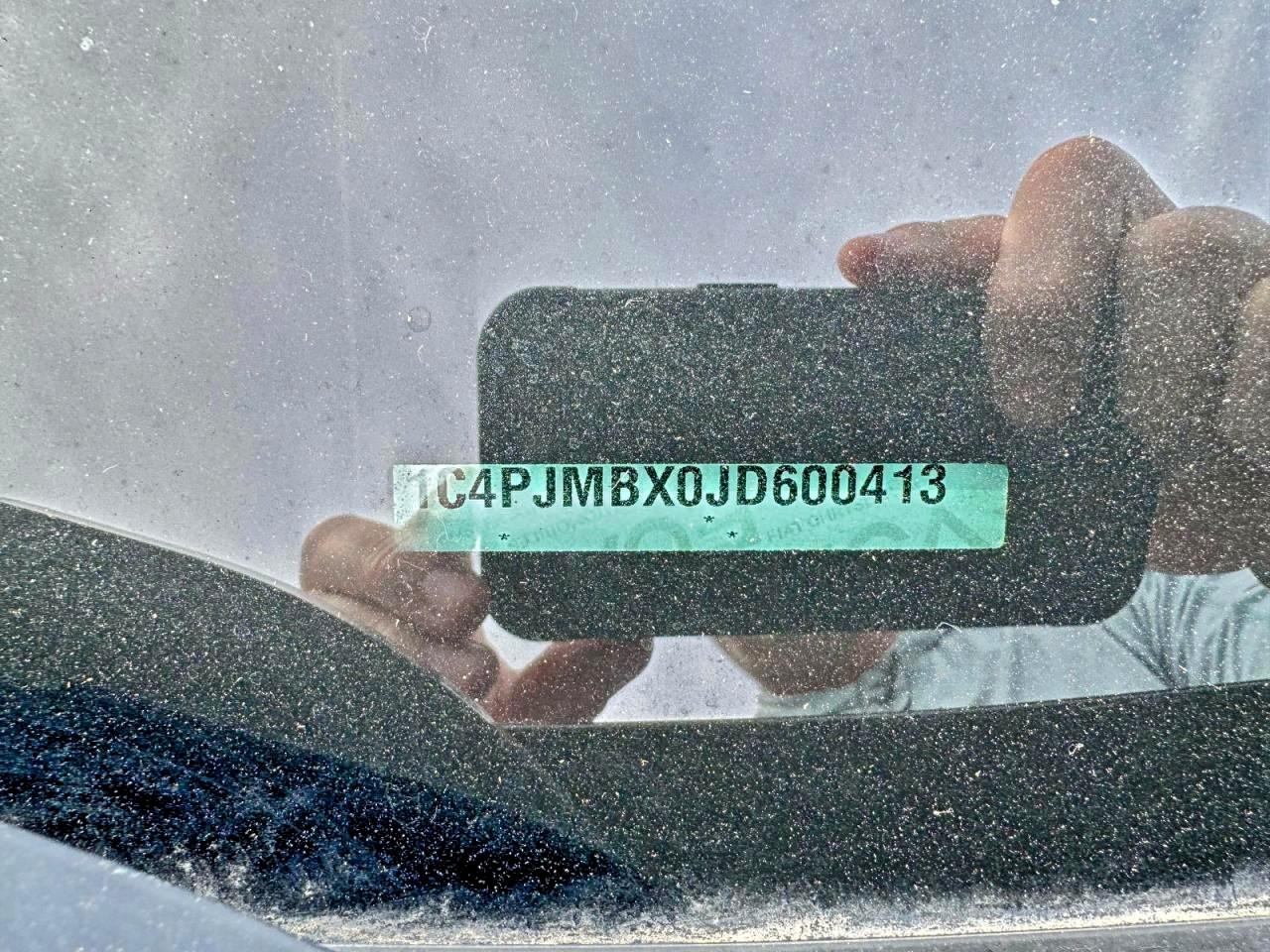 Jeep Cherokee Trailhawk Image 10