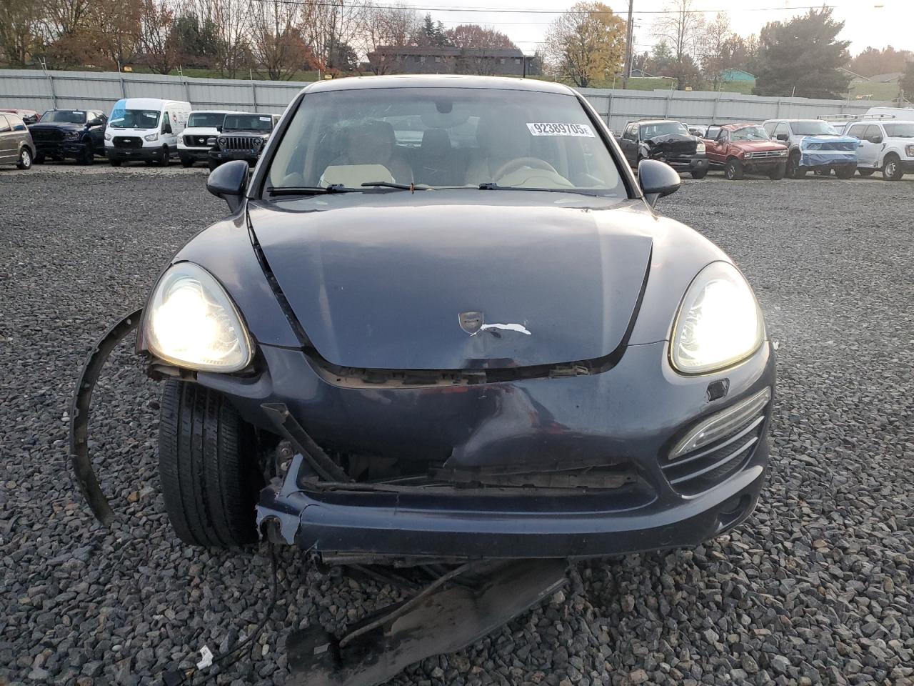 Porsche Cayenne Image 5