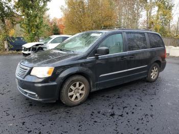  Salvage Chrysler Minivan