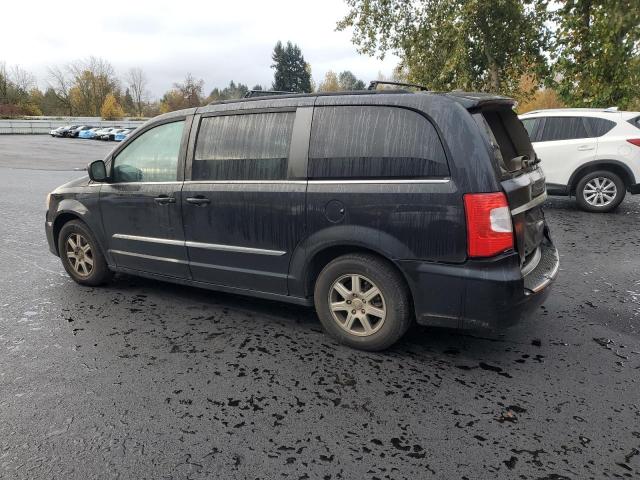 Chrysler Minivan Touring Image 5