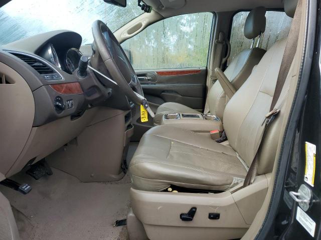 Chrysler Minivan Touring Image 3