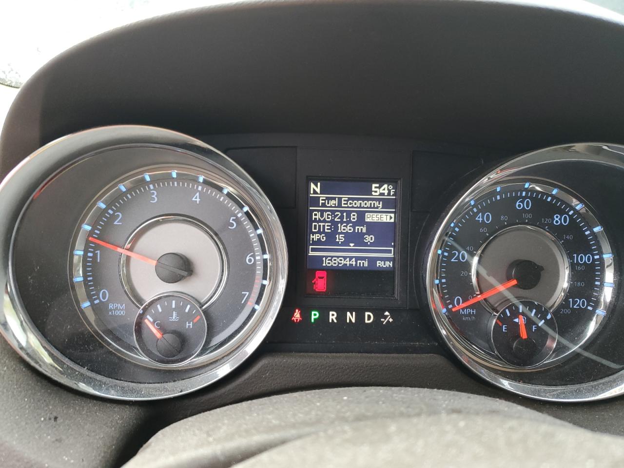 Chrysler Minivan Touring Image 10