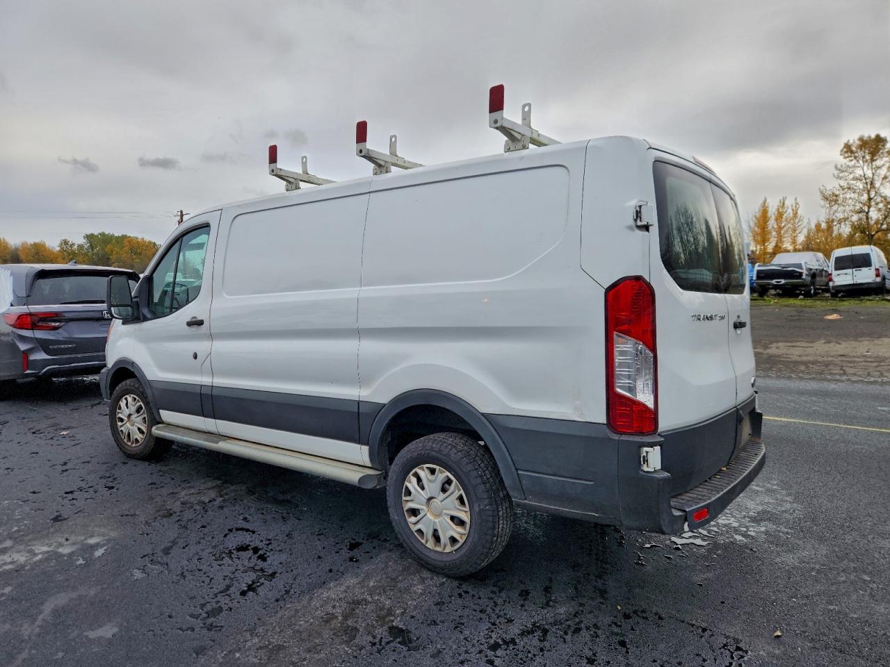 Ford Transit T-250 Image 8