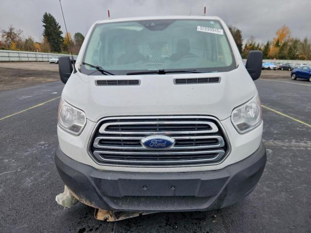 Ford Transit T-250 Image 5