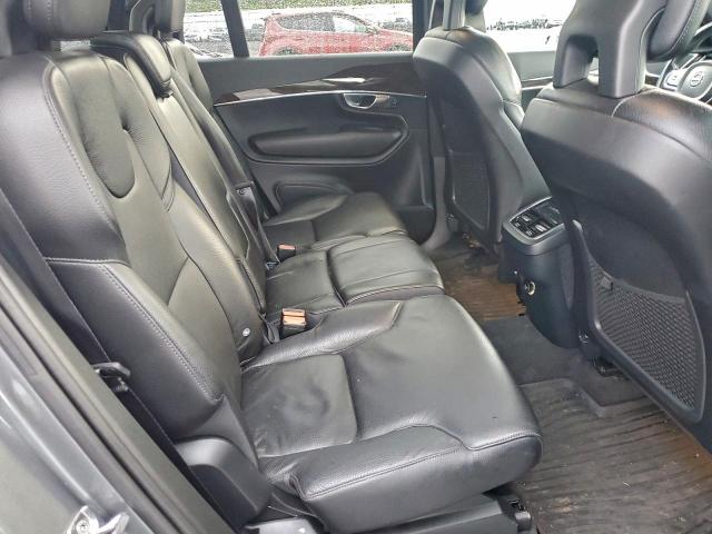 Volvo XC90 T6 Image 11