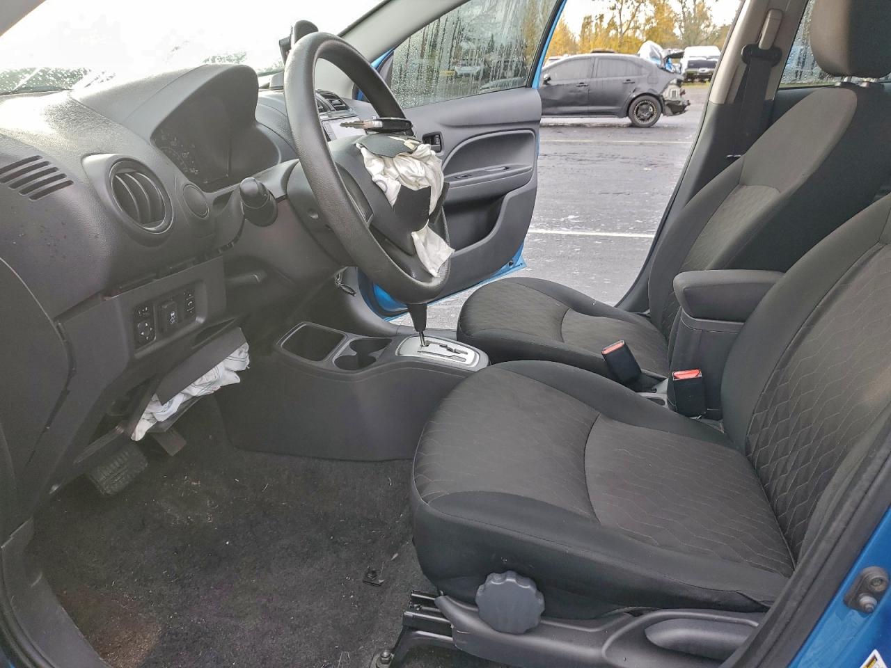 Mitsubishi Mirage Es Image 6