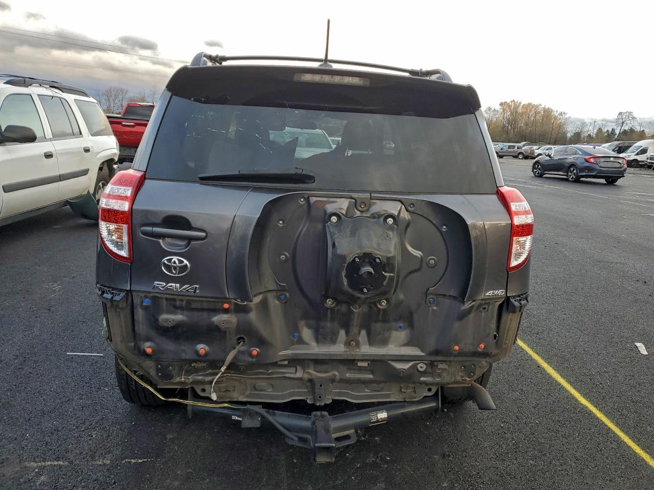 Toyota RAV4 Sport Image 5