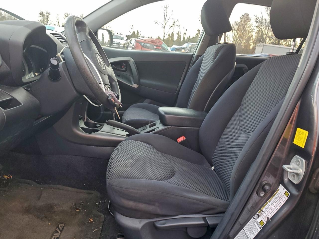 Toyota RAV4 Sport Image 13