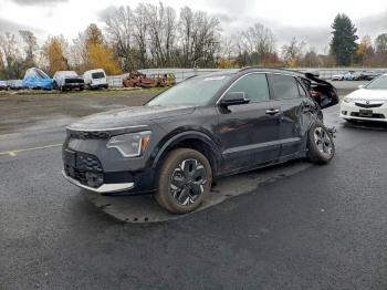  Salvage Kia Niro