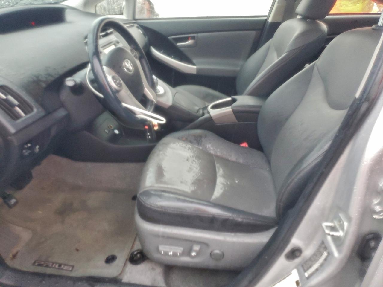 Toyota Prius Image 9