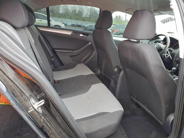 Volkswagen Jetta S Image 11