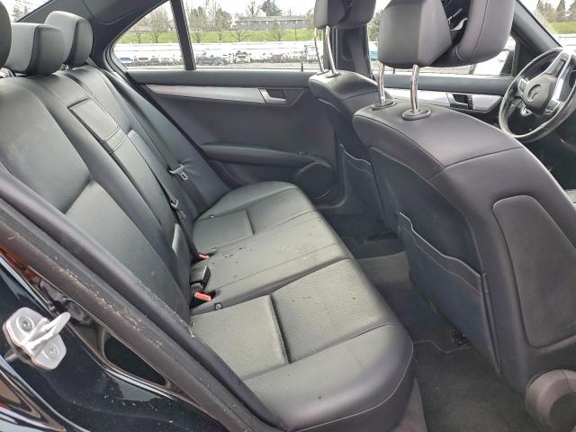 Mercedes-Benz C-Class 250 Image 10