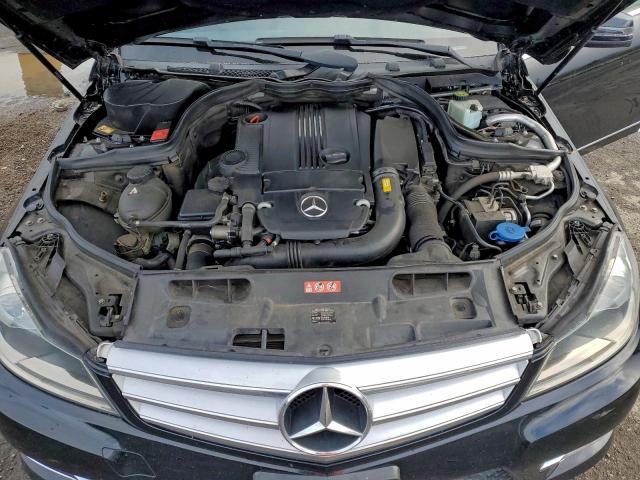 Mercedes-Benz C-Class 250 Image 9