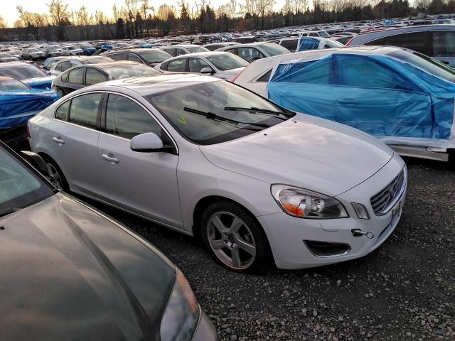 Volvo S60 T5 Image 4