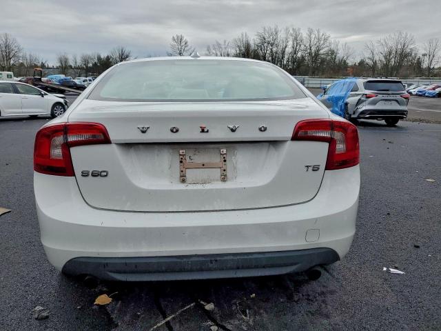 Volvo S60 T5 Image 5