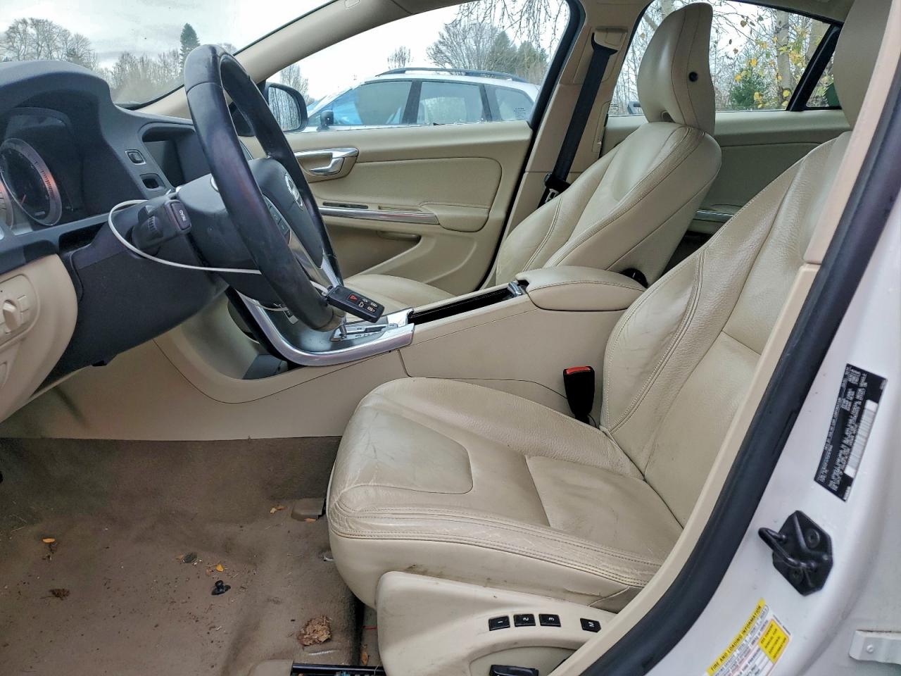 Volvo S60 T5 Image 7