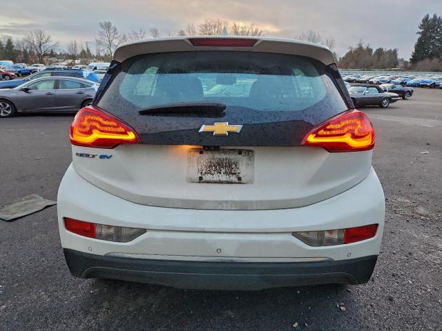 Chevrolet Bolt Premier Image 3