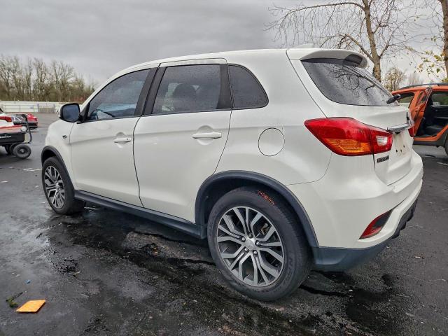 Mitsubishi Outlander Es Image 12