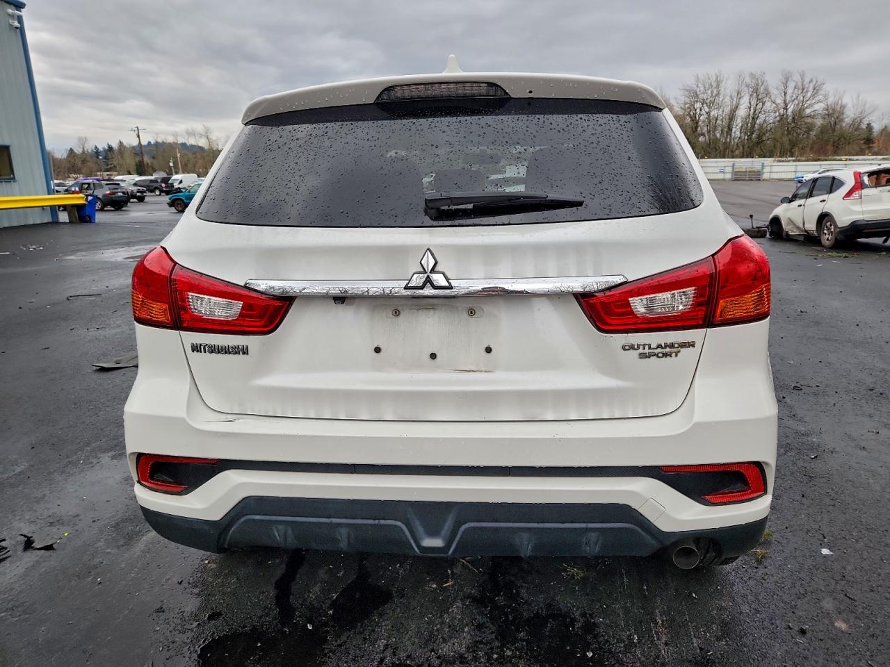 Mitsubishi Outlander Es Image 4